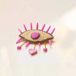 Lover's eye brooch / Pink bead embroidered surrealism jewelry gift / Statement brooch art pin image 5