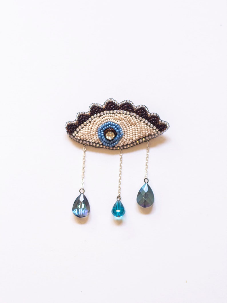 Teary eye brooch with crystals / Avant garde eye brooch inspired from Dali surrealism jewelry / Bead embroidered Abstract crying eye pin image 3