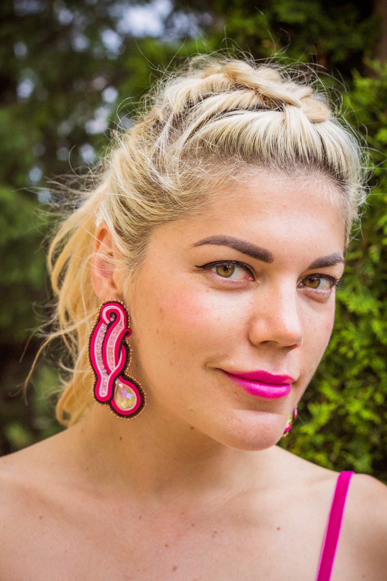 Hot pink earrings soutache / Crystal beach party earrings / Handmade stud long earrings / Unique fuchsia earrings / Large ohrringe soutache image 2