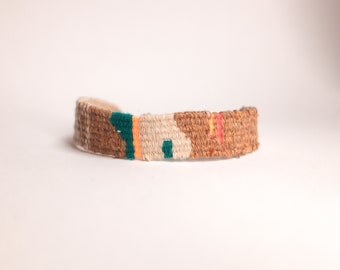 Individuell handgewebte Armbänder | Textilarmband | Unikate | Nachhaltiger Schmuck | Kunstvolle Armbänder