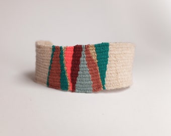 Individually handwoven bracelets | Textile bracelet | Unique pieces | Sustainable jewelry | Artistic bracelets