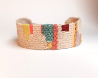 Individually handwoven bracelets | Textile bracelet | Unique pieces | Sustainable jewelry | Artistic bracelets