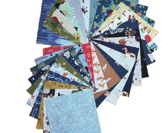 Paquete de 5 pulgadas de cuadrados de tela con diseño de "Busca y encuentra" (para niños), 42 estampados únicos, cuadrados troquelados para acolchado, manteles individuales y proyectos de costura.