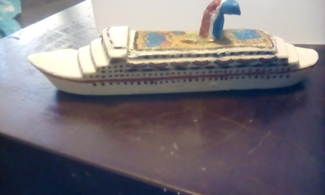 2 Luxury Candy Cruise Shipscutom painted & free shipping Etsy