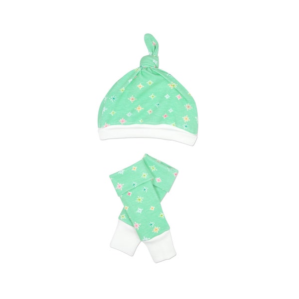 Green Star Hat & Leg Warmer set Preemie Baby NICU-Friendly Accessory Set:  In Sizes Teeny (2-4lbs) and Preemie (3-6lbs)
