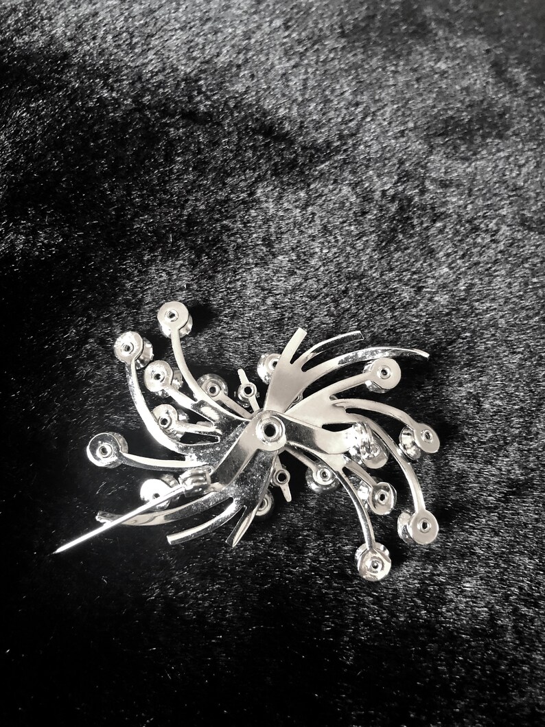 Vintage Brooch Starburst Swirl With Rhinestones 1950/'s by Emmons