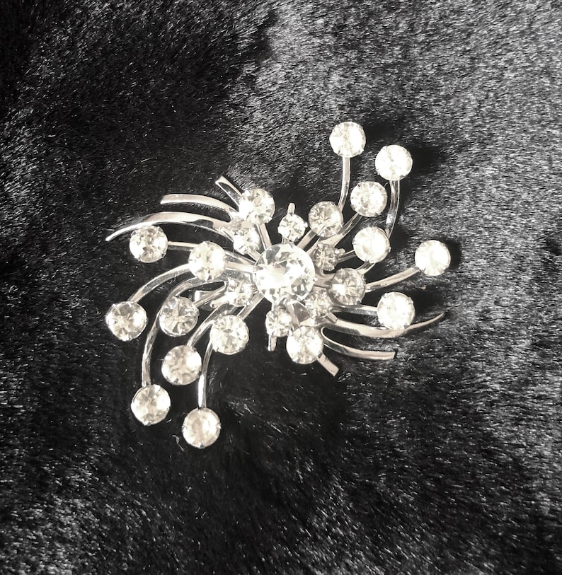 Vintage Brooch Starburst Swirl With Rhinestones 1950/'s by Emmons