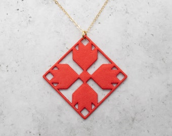 Bear's Paw Quilt Block Pendant, 3D Printed Nylon Jewelry