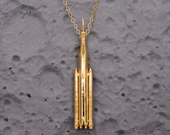 Artemis Halskette von SLS Rocket: 3D gedrucktes NASA Artemis Programm Weltraum Geschenk, Geek Chic NASA Schmuck, Raketen Schiff Artemis Schmuck, Weltraum Geschenke