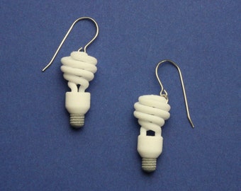 Pendientes de bombilla: Pendientes con bombillas CFL, impresos en 3D, estilo geek, ideales como regalo para electricistas o ingenieros eléctricos.