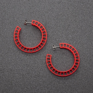 Truss-oorringen, 3D-geprinte lichtgewicht ringen met modern ontwerp