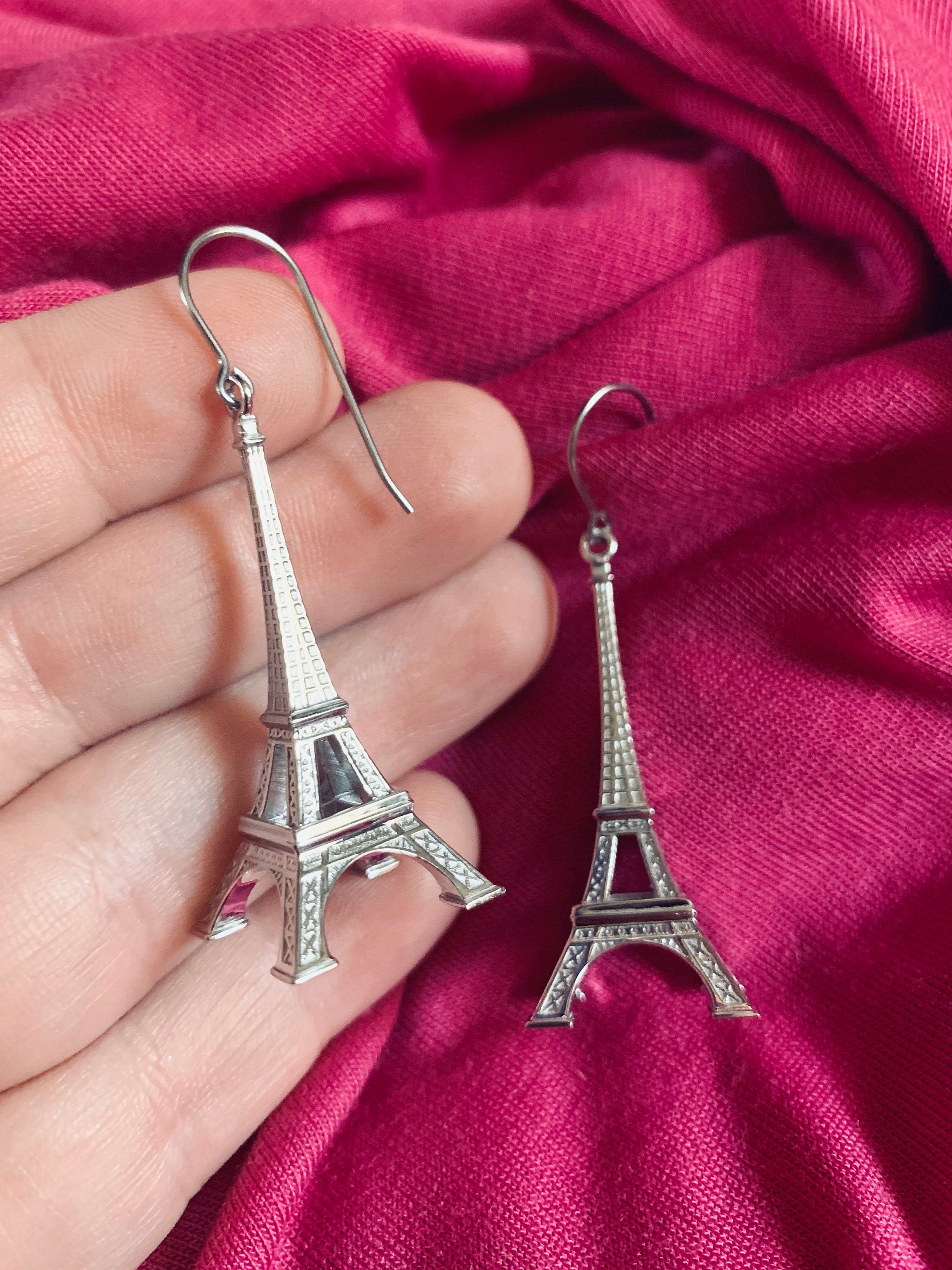 Eiffel tower deals earrings forever 21