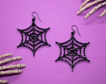 Statement oorbellen spinnenweb: glitteroorbellen spookachtig seizoen, gotische oorbellen, grote hangoorbel voor Halloweenfeest, Halloween-spin