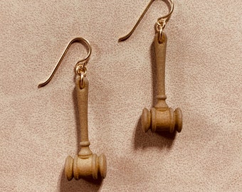 Pendientes de mazo: nailon impreso en 3D, regalo para graduados de derecho, abogado y asistente legal.