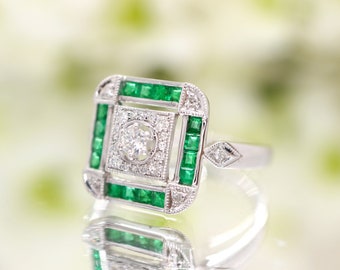 Art Deco emerald ring in white gold setting with moissanite in square design - Vintage inspired jewellery, Vintage ring