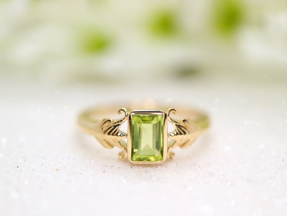 Art deco stijl gouden ring met groene peridoot steen in - Etsy Nederland Art Deco Stijl Gouden Ring Met Groene Peridoot Steen In - Etsy Nederland