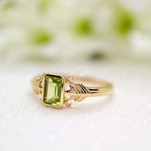 Art deco style gold ring with green peridot stone in emerald cut Peridot ring / 9k gold ring image 4