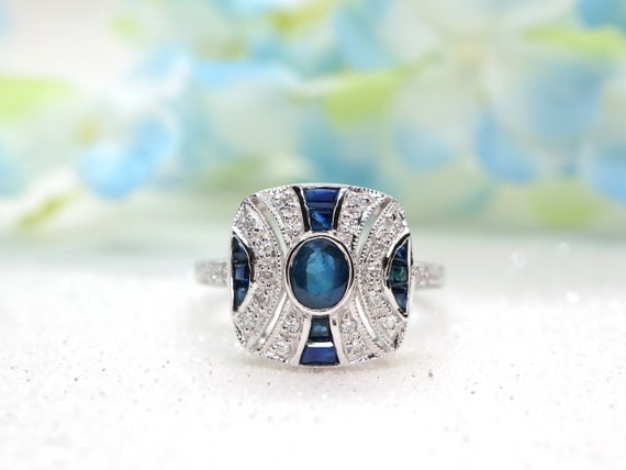 Art Deco Pattern Sapphire and Silver Ring 1920s Design / Art Deco 