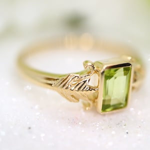 Art deco style gold ring with green peridot stone in emerald cut Peridot ring / 9k gold ring image 2