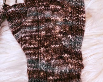 Fingerless Colorway Gloves, Pier Pressure Cable Knit