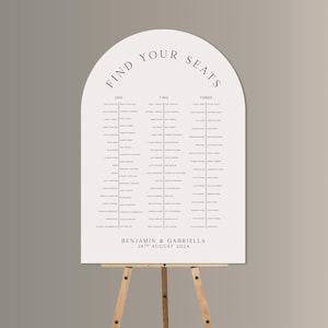 Wedding Table Plan Minimalist arch seating chart banquet table plan | Find your seat black and white table seating plan for long tables