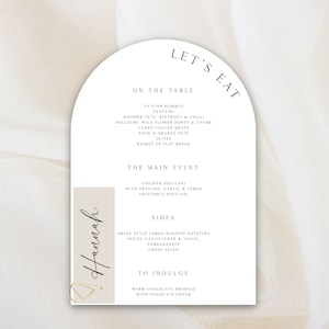 Karty menu weselnego w kształcie łuku | Menu weselne i karty miejsc | Niestandardowe menu śniadaniowe na wesele Menu baru weselnego