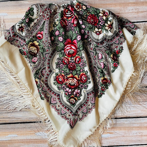 Ukrainischer Schal Hustka , Folklore Style Wrap, Frauen Kopftuch , Boho Schal