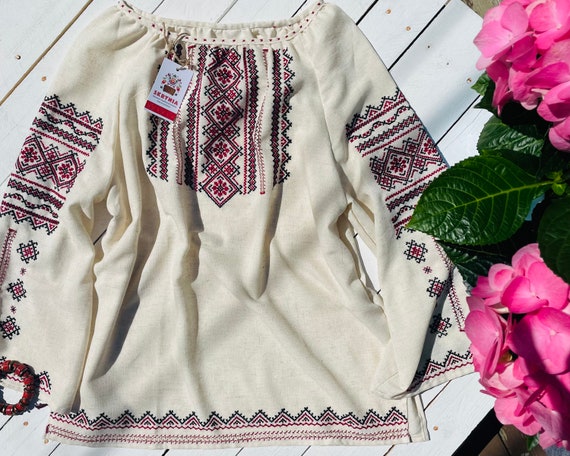 Ukrainian Embroidered Blouse women flowers Sorochka Vyshyvanka Tradition S-XXXXL Ukrainian Embroidered Blouse women flowers Sorochka Vyshyvanka Tradition S-XXXXL
