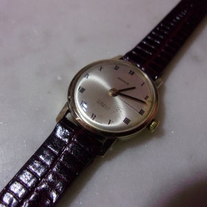 Vintage MANIS 9k Solid Gold Manual Ladies&#39; Wristwatch Good Working Condition