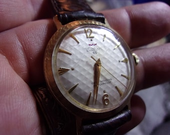 Men's Vintage 65 jewel WALTHAM Automatic in Very Good Condition
