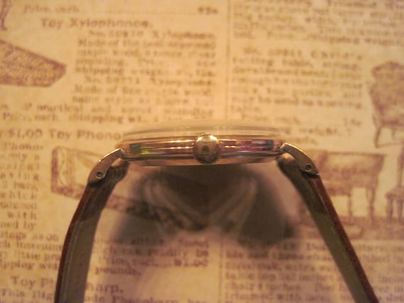 Stunning and RARE!!!! 9K Solid Gold Manual Men's … - image 7