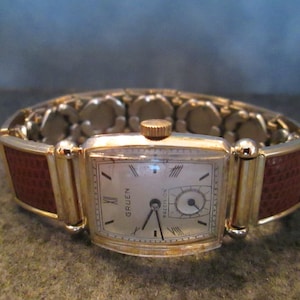Vintage14K Solid Gold Gruen Precision Manual Wind Men&#39;s Watch on expandable lizard band Wow!!