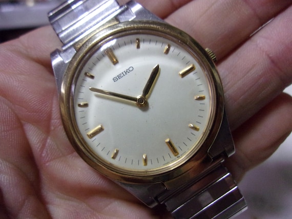 Mens seiko watch online with expansion band