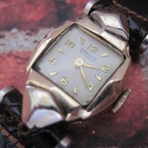 Vintage Pandan 17 Jewel Manual Ladies&#39; Wristwatch Good Working Condition