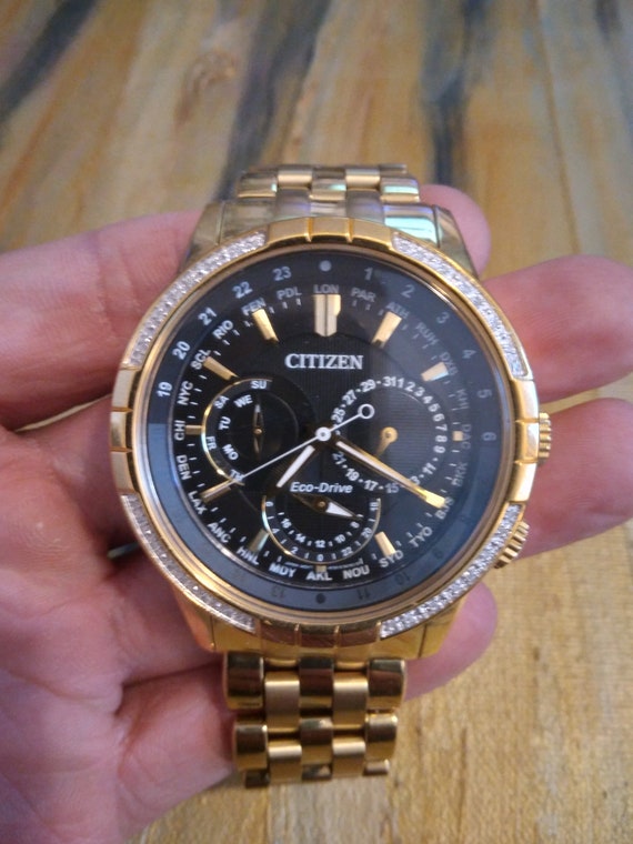 CITIZEN Eco-drive (solar) Calibre 8700 Yellow Gold-plated With