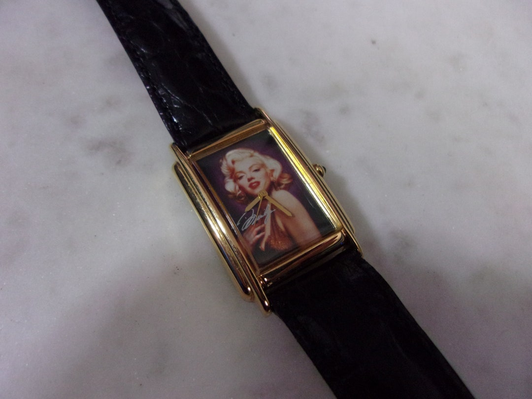 Fossil Women's Monroe Quartz Date Leather Strap Watch