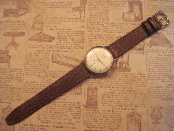 Stunning and RARE!!!! 9K Solid Gold Manual Men's … - image 2