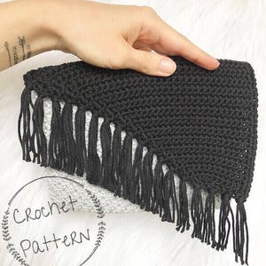 The Nova Clutch Crochet PATTERN / Written Tutorial / Crochet Pattern / PDF Pattern / Instant Download / Skill Level: Beginner
