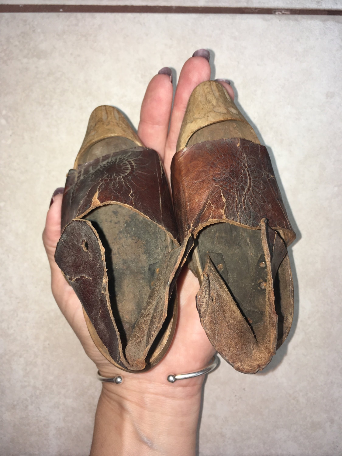 French Shoes Schoenen Jongensschoenen Klompen & Muilen Antique French Leather Wood Shoes French Sabot Child's Clogs Clogs 