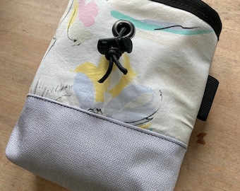 Upcycled 80’s Pastel Floral Chalk Bag