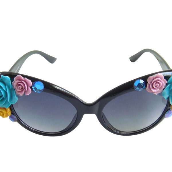 Black Cat-eye Shape Chic Flower Boho Style Sunglasses