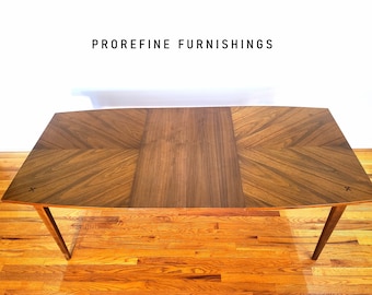 Mid Century American of Martinsville Dining Table, Expandable to 78 Inches
