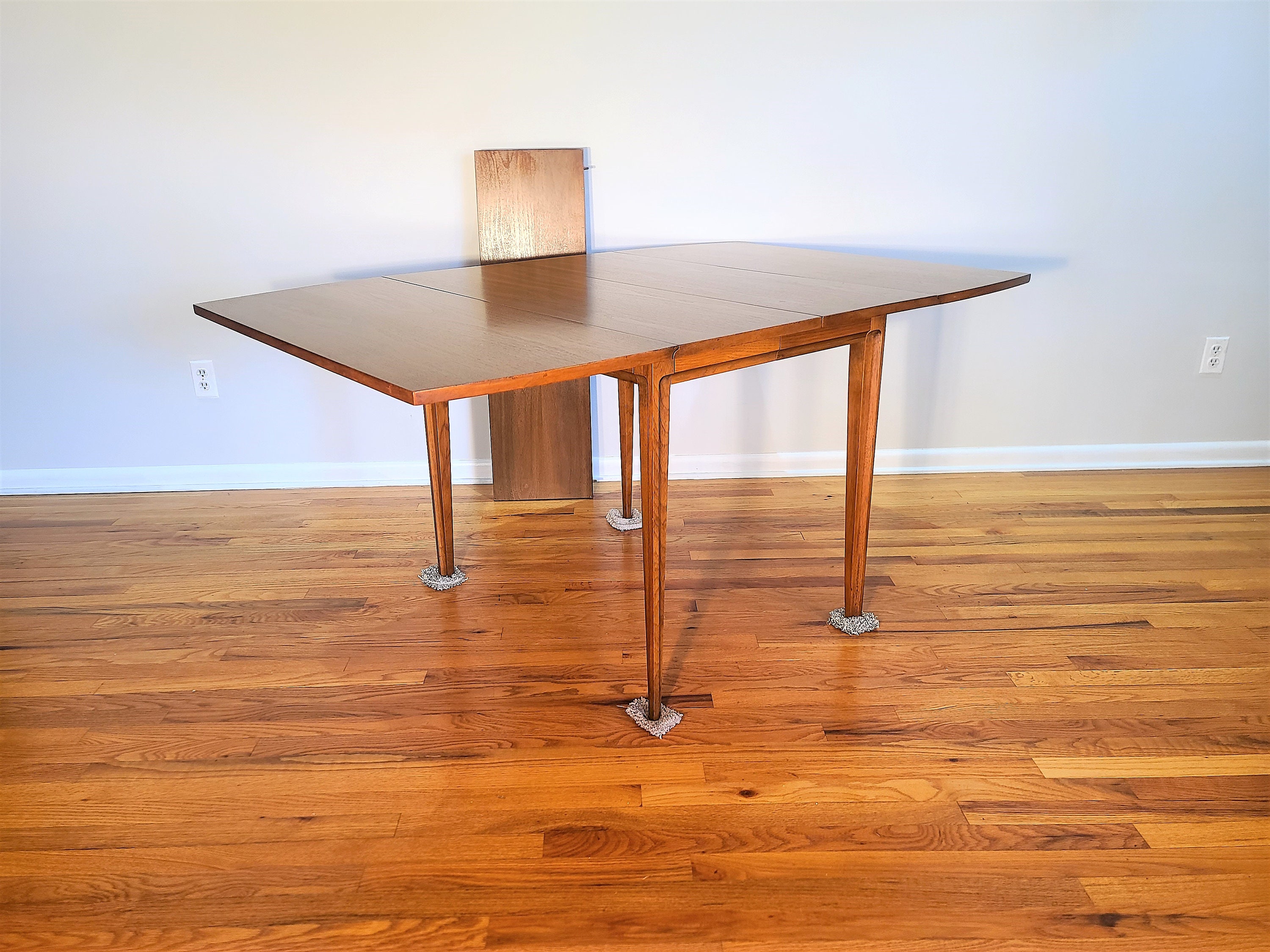 Mid Century Broyhill Forward Drop Leaf Dining Table - Etsy