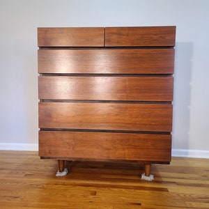 Mid Century American of Martinsville Six Drawer Highboy Dresser