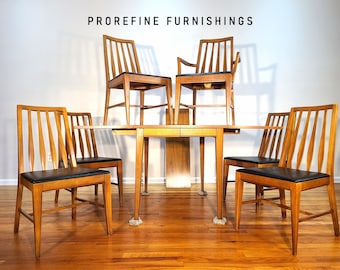 Mid Century United Furniture Dining Table and Six Chairs