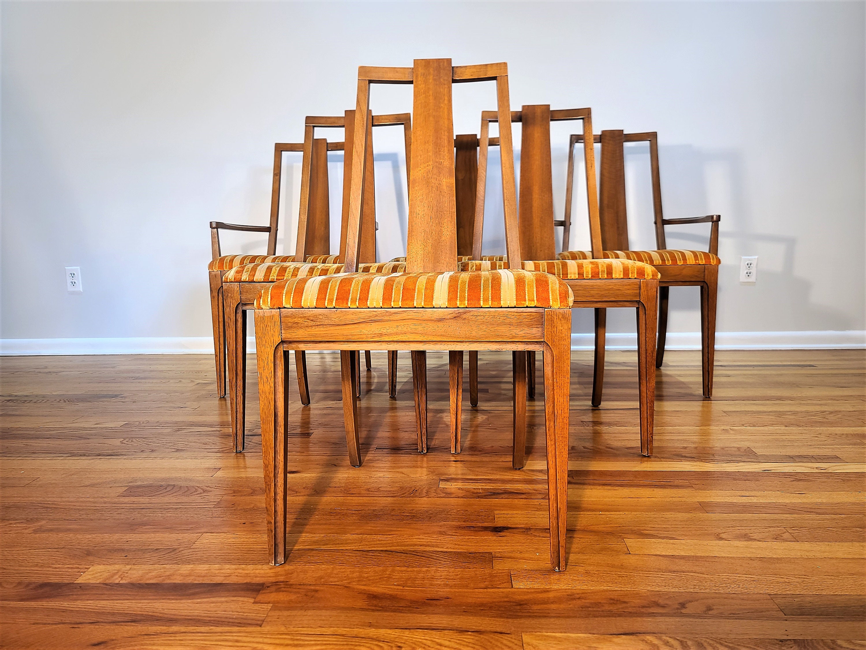 Broyhill castillo dining table set new arrivals