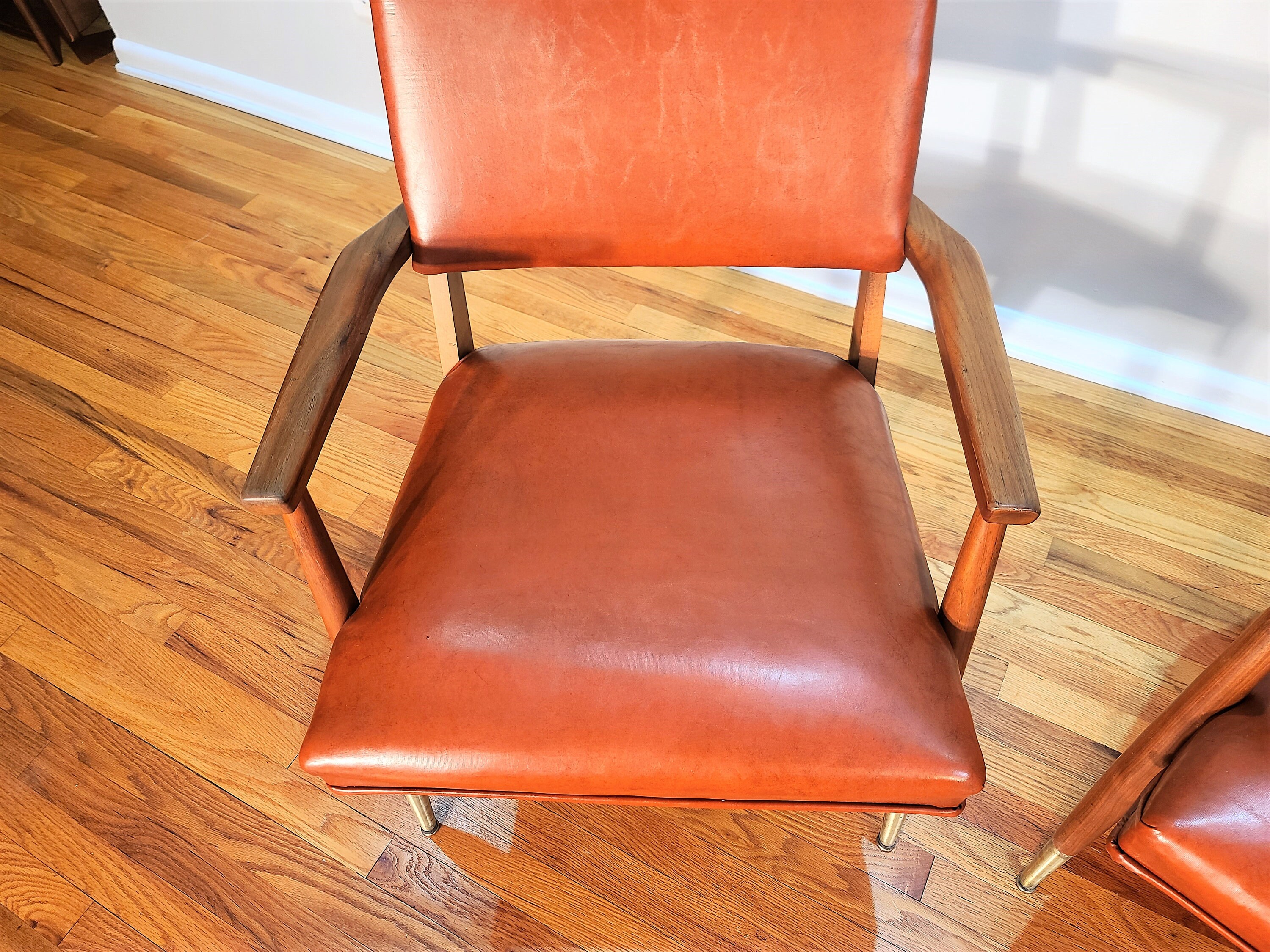 Mid Century Pair of Vinyl Lounge Chairs Etsy