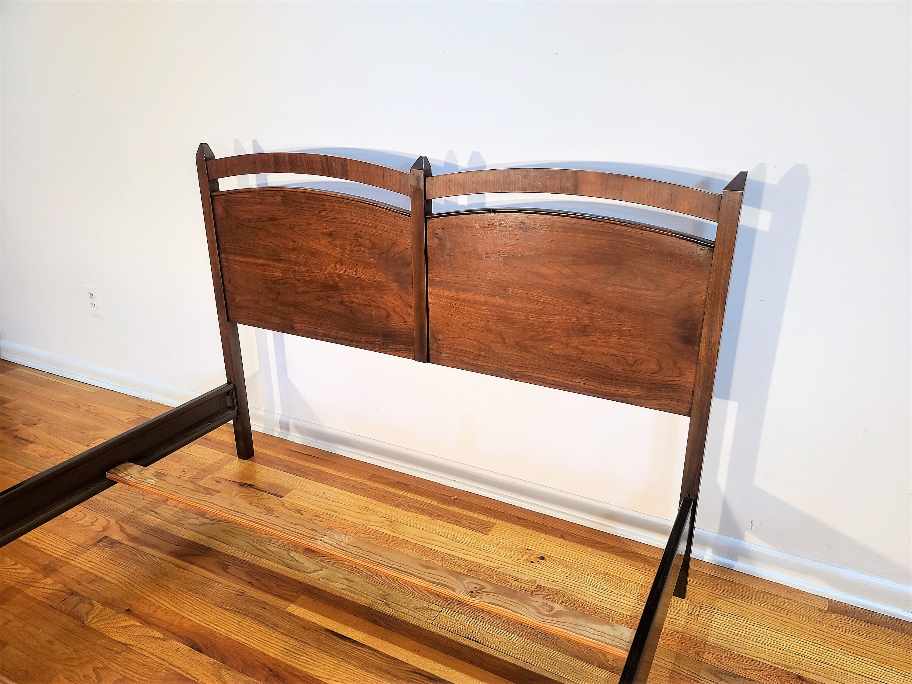 Mid Century Lenoir House / Broyhill Headboard / Footboard Bed Etsy