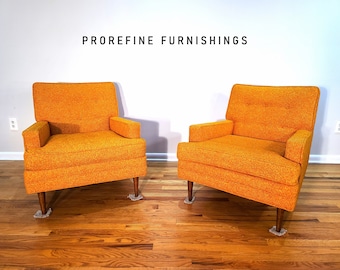 Mid Century Pair of Lounge Chairs