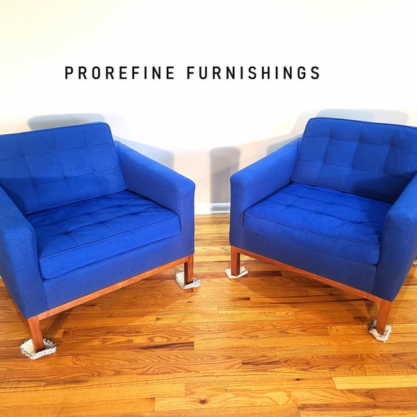 Mid Century Early Florence Knoll Pair of Club Lounge Chairs